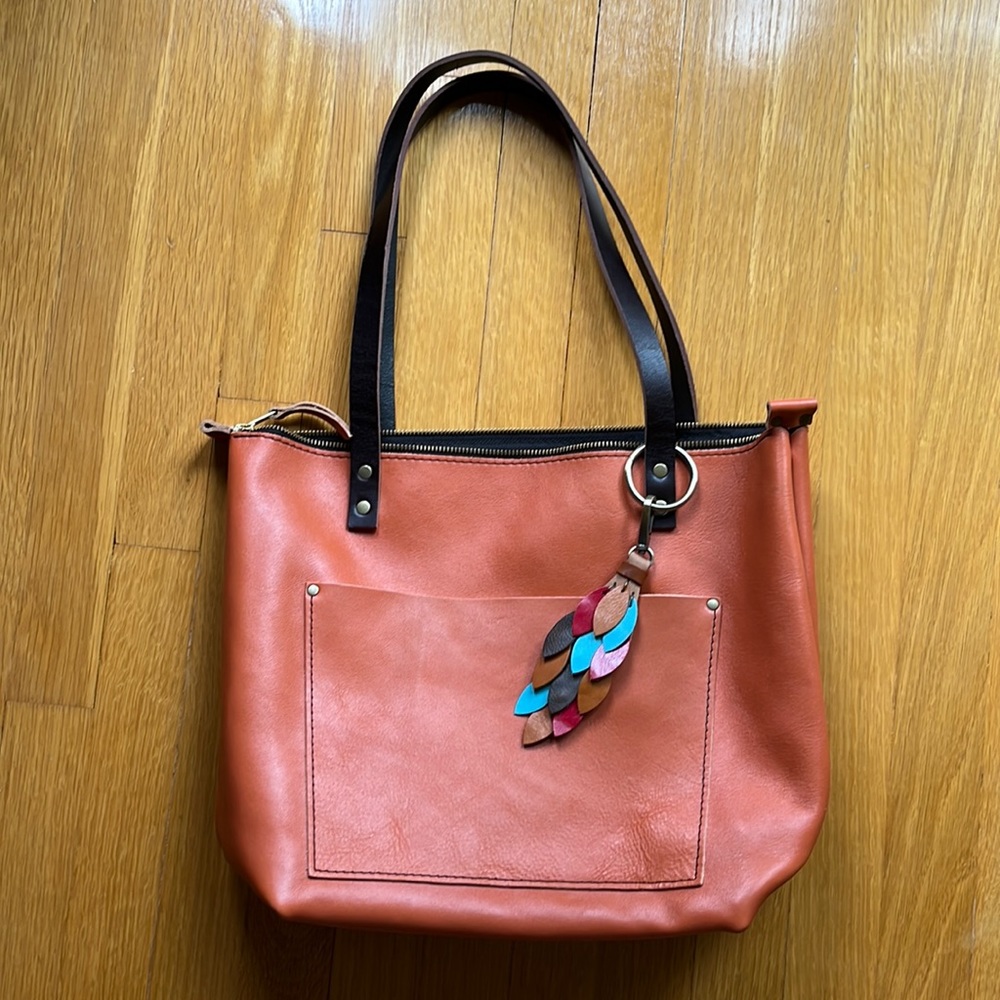 NEW Portland leather medium zip satsuma tote